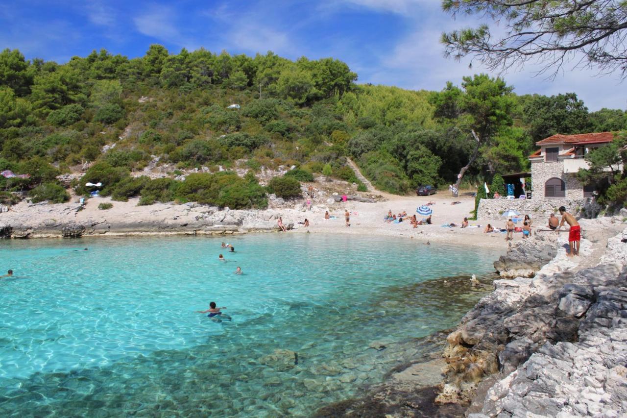 Apartments With A Parking Space Zavalatica, Korcula - 4453 Екстериор снимка