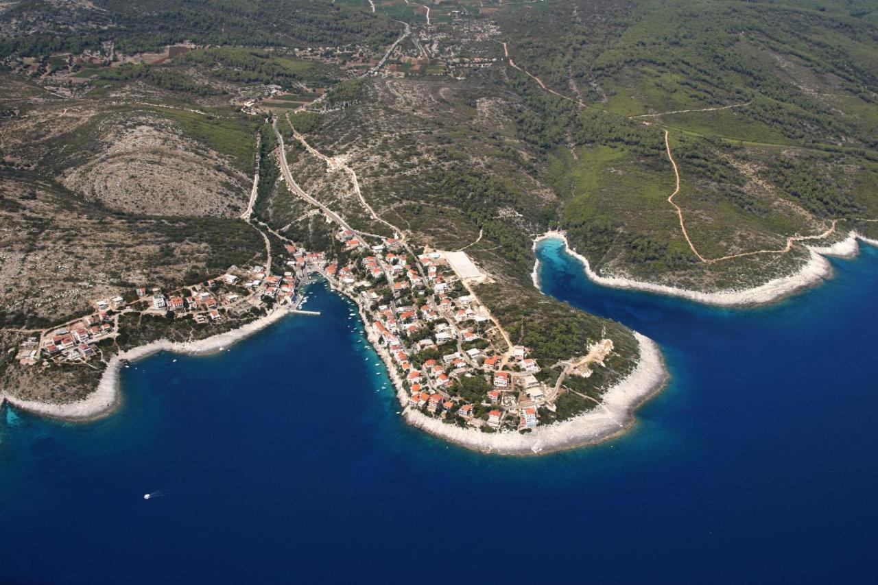 Apartments With A Parking Space Zavalatica, Korcula - 4453 Екстериор снимка