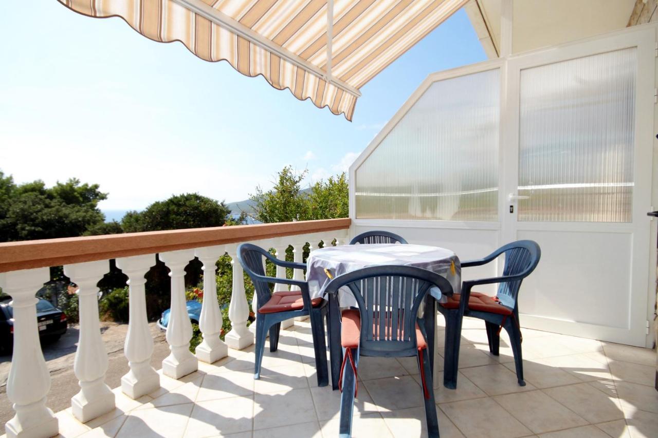 Apartments With A Parking Space Zavalatica, Korcula - 4453 Екстериор снимка