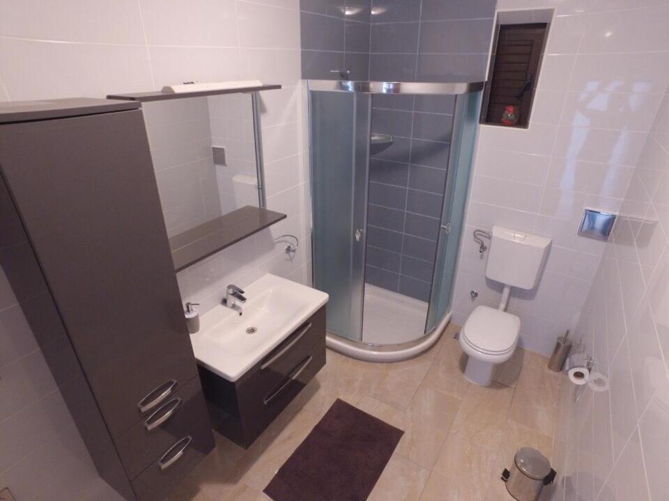 Apartments With A Parking Space Zavalatica, Korcula - 4453 Екстериор снимка